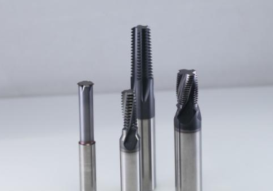 【兆恒機械】螺紋銑刀與絲錐攻絲有什么區(qū)別，誰的優(yōu)勢大呢？